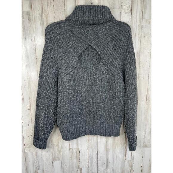 1. State Gray Cable Knit Turtleneck Sweater Long Sleeves Keyhole Back Size S - Picture 3 of 11